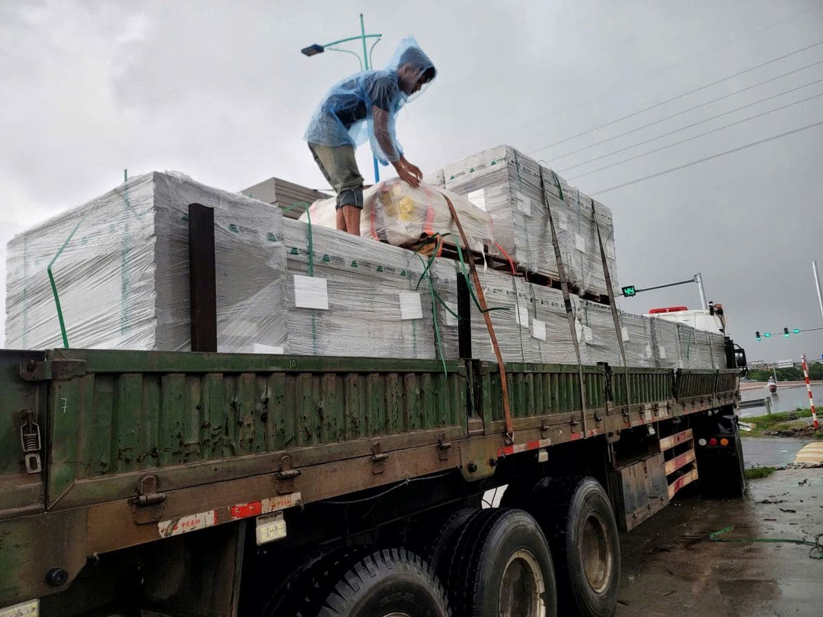 Tấm panel ALC giao tới công trình khách hàng tại Long Biên Hà Nội